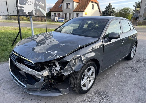 Audi A3 cena 33900 przebieg: 95000, rok produkcji 2019 z Ostrzeszów małe 277